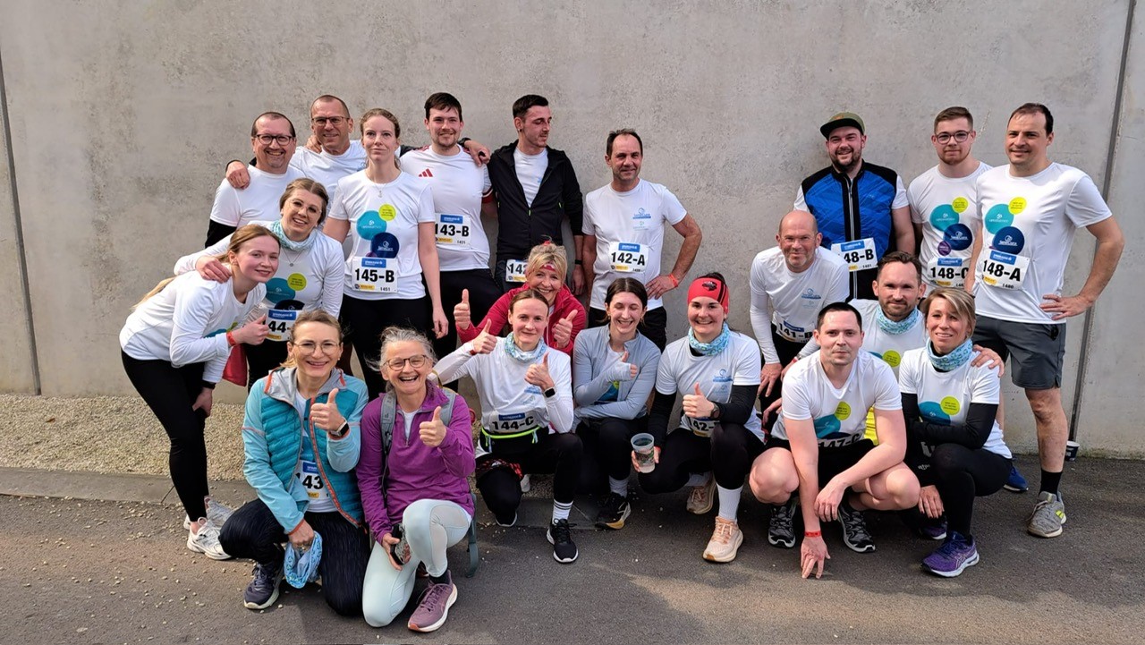 OptimaMed-Teilnehmer:innen beim Sparkasse OÖ Teamlauf OptimaMed-Teilnehmer:innen beim Sparkasse OÖ Teamlauf
