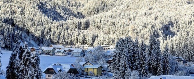Hallenbad des Kurzentrums im Winter