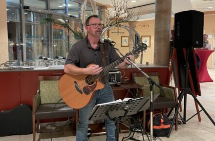 Live-Musik im OptimaMed Rehabilitationszentrum Aspach