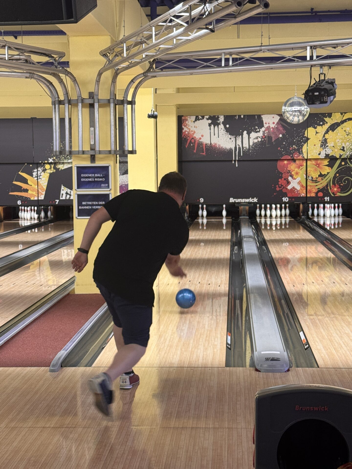 Raxblick-Mitarbeiter beim Bowling Raxblick-Mitarbeiter beim Bowling