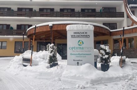 Winterstimmung zum Olympiabeginn im OptimaMed Gesundheitsresort Weißbriach