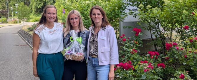 OptimaMed Wildbad gratuliert zum Ausbildungserfolg